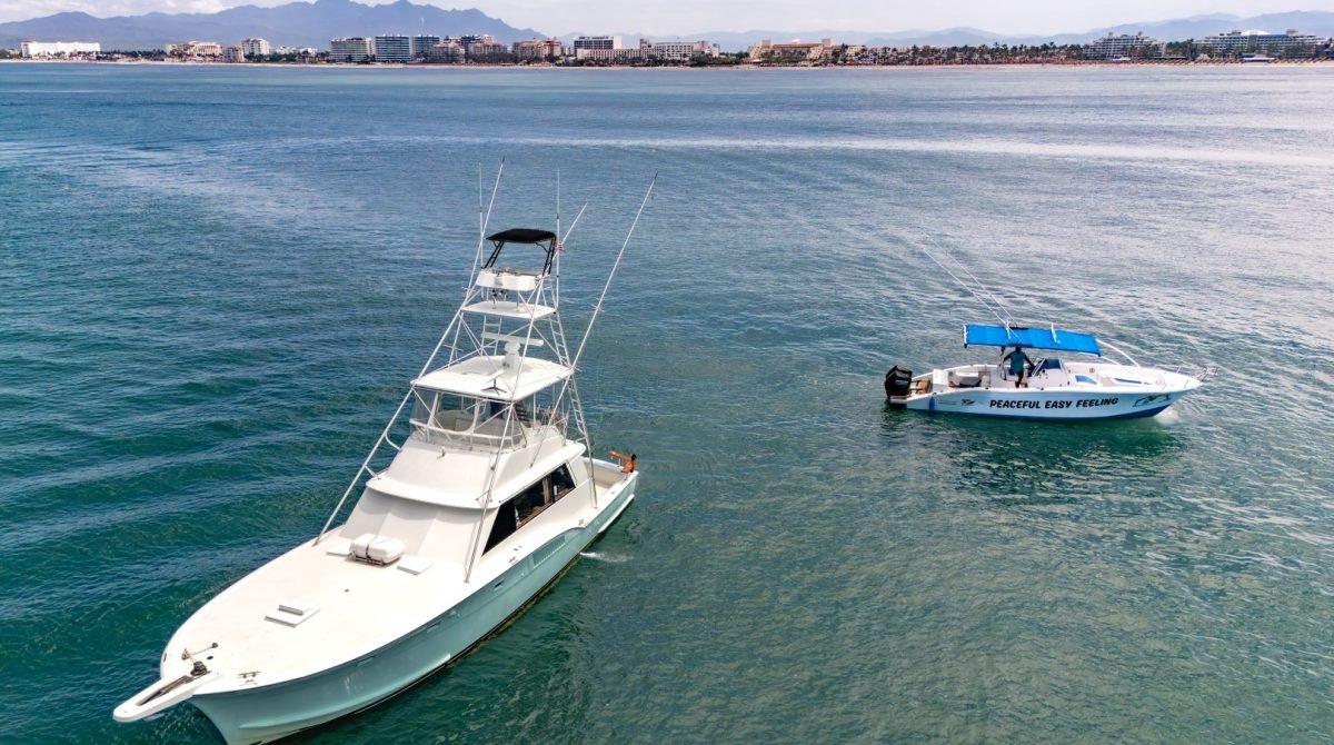 Barcos de Ol' Salty's Ranch frente a Nuevo Vallarta, a 10 minutos de Bucerías